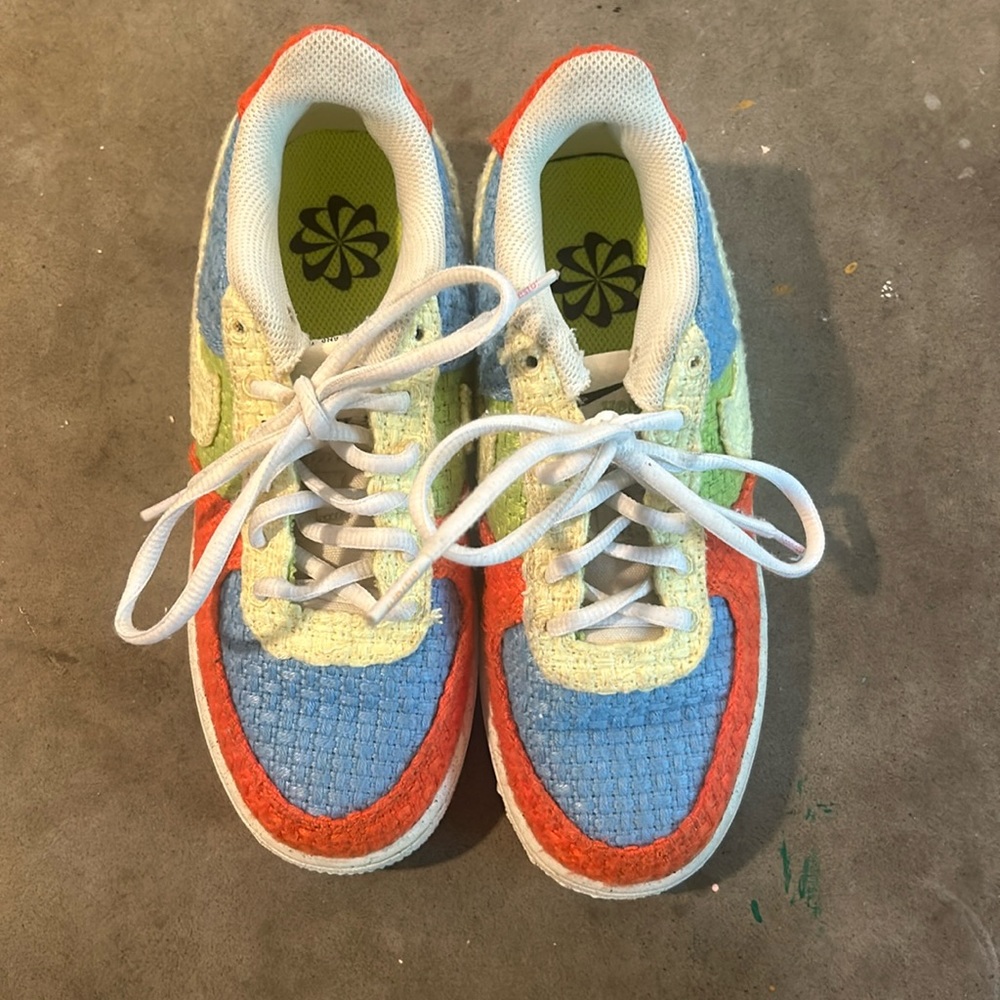 Nike shoes